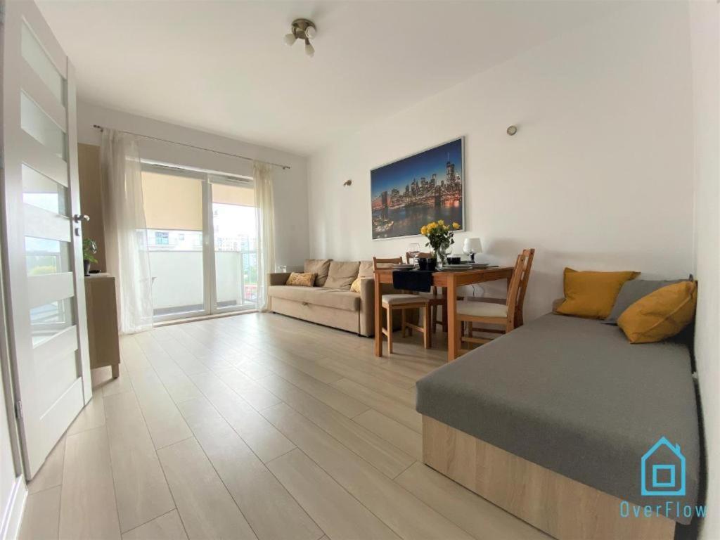 Milky Apartment With Balcony - 3 Km To Baltic Sea Gdansk Exterior foto